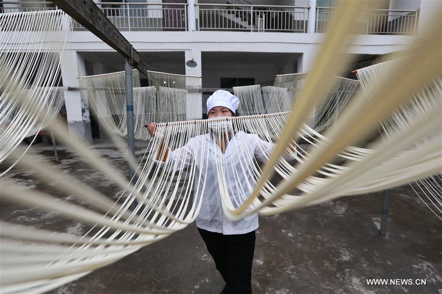 CHINA-GUIZHOU-SUIYANG-RURAL ECONOMY-NOODLE-MAKING (CN)