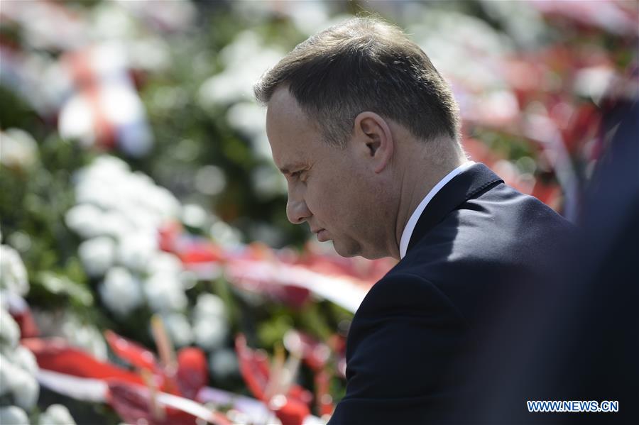 POLAND-WARSAW-PLANE CRASH-ANNIVERSARY-COMMEMORATION