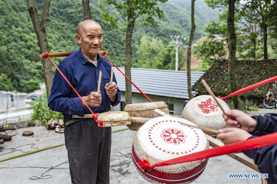 CHINA-HUBEI-DINGTANG DRUMS (CN)