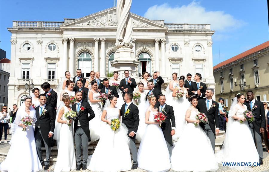 PORTUGAL-LISBON-GROUP WEDDING