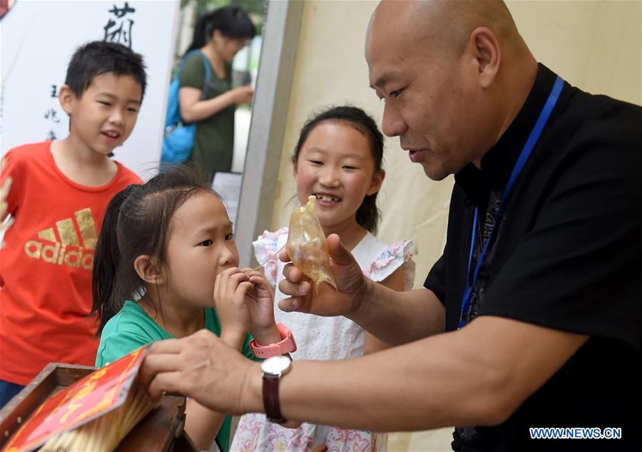 CHINA-DRAGON BOAT FESTIVAL-CELEBRATIONS (CN)