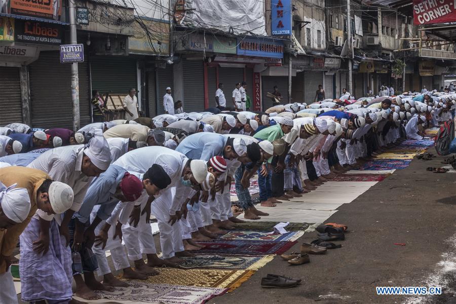 INDIA-KOLKATA-EID AL-FITR