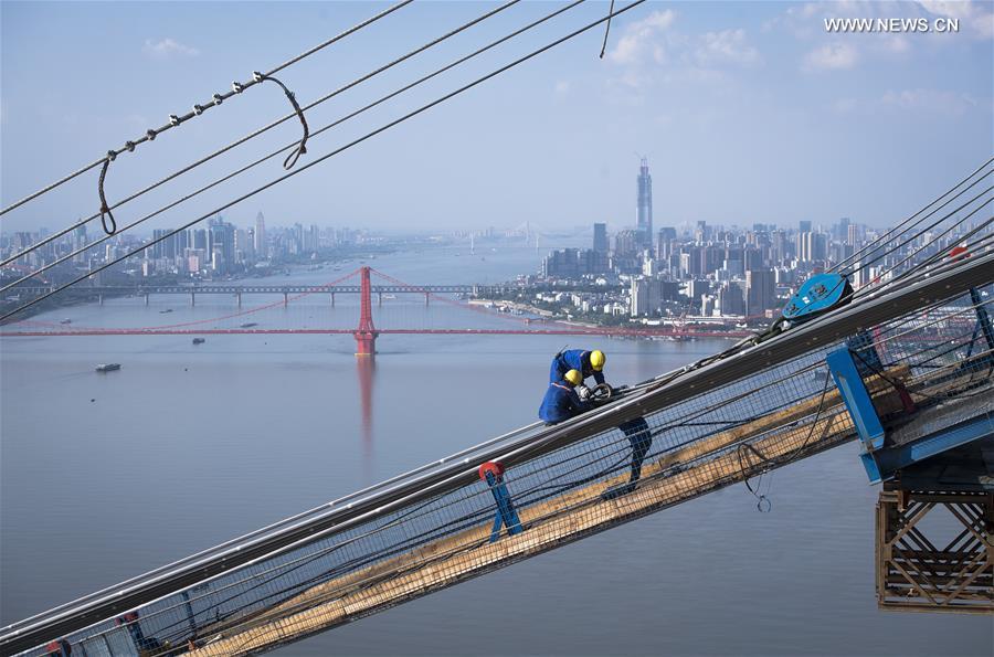 CHINA-HUBEI-WUHAN-BRIDGE-CONSTRUCTION (CN)