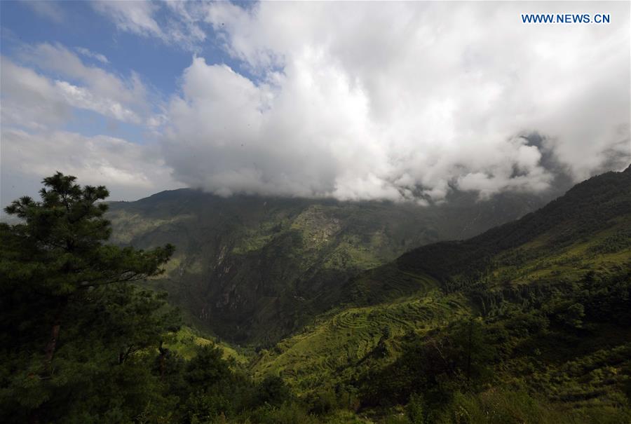 CHINA-YUNNAN-DONGCHUAN-MOUNTAIN SCENERY (CN)