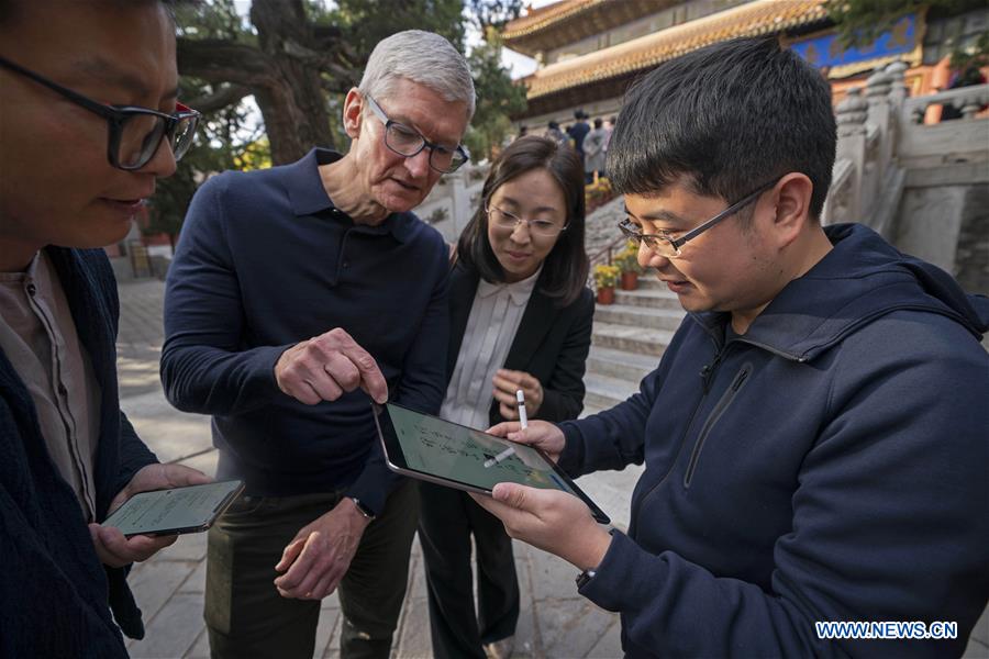 CHINA-BEIJING-APPLE CEO-COOK-VISIT (CN)