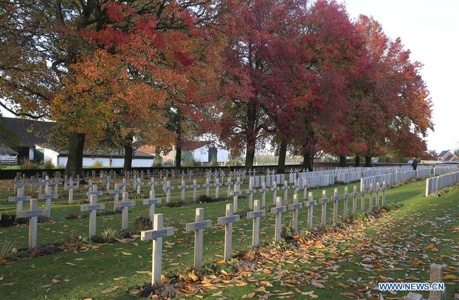 BELGIUM-POPERINGE-LIJSSENTHOEK MILITARY CEMETERY