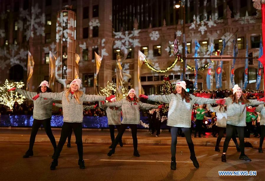 U.S.-CHICAGO-LIGHTS FESTIVAL-PARADE