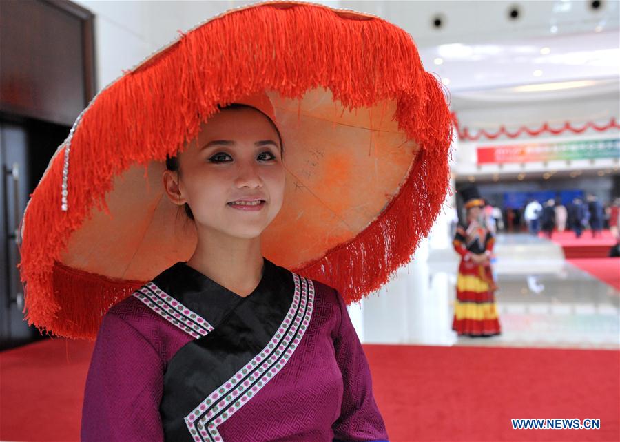 CHINA-GUANGXI-ETHNIC GROUP-COSTUMES (CN)