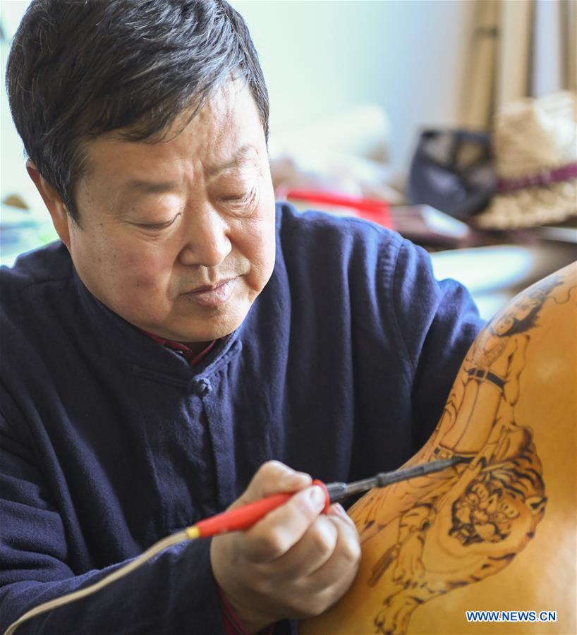 CHINA-LIAONING-GOURD HANDICRAFT (CN)