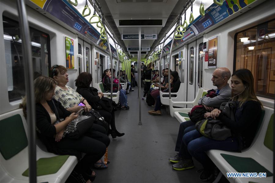 ARGENTINA-BUENOS AIRES-DAILYLIFE-CHINA-IMPORTED SUBWAY TRAIN