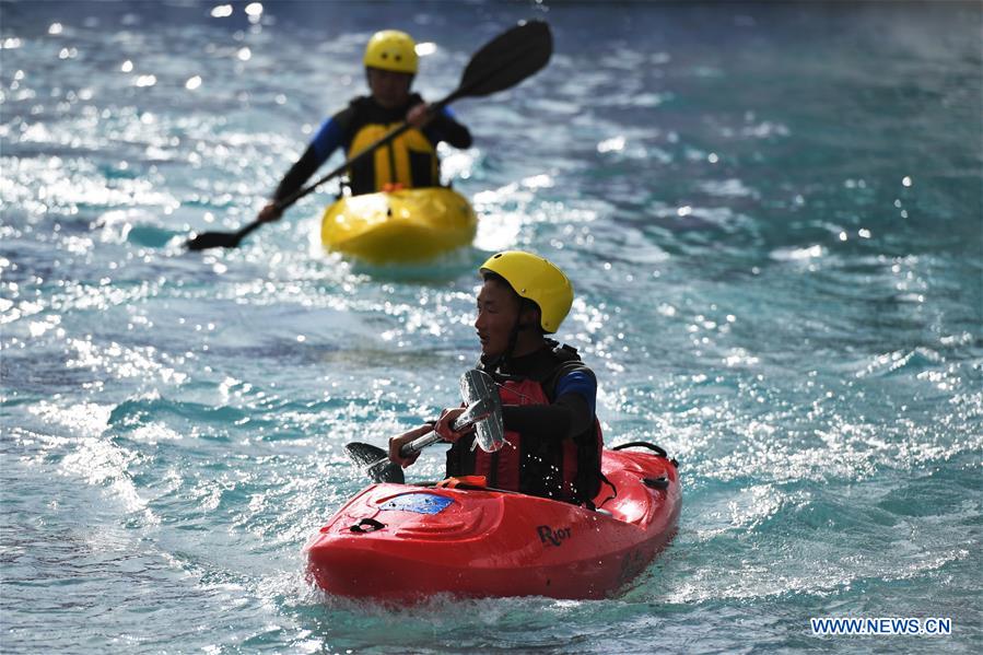 CHINA-TIBET-YANGBAJAIN-HOT SPRING-TOURISM (CN)