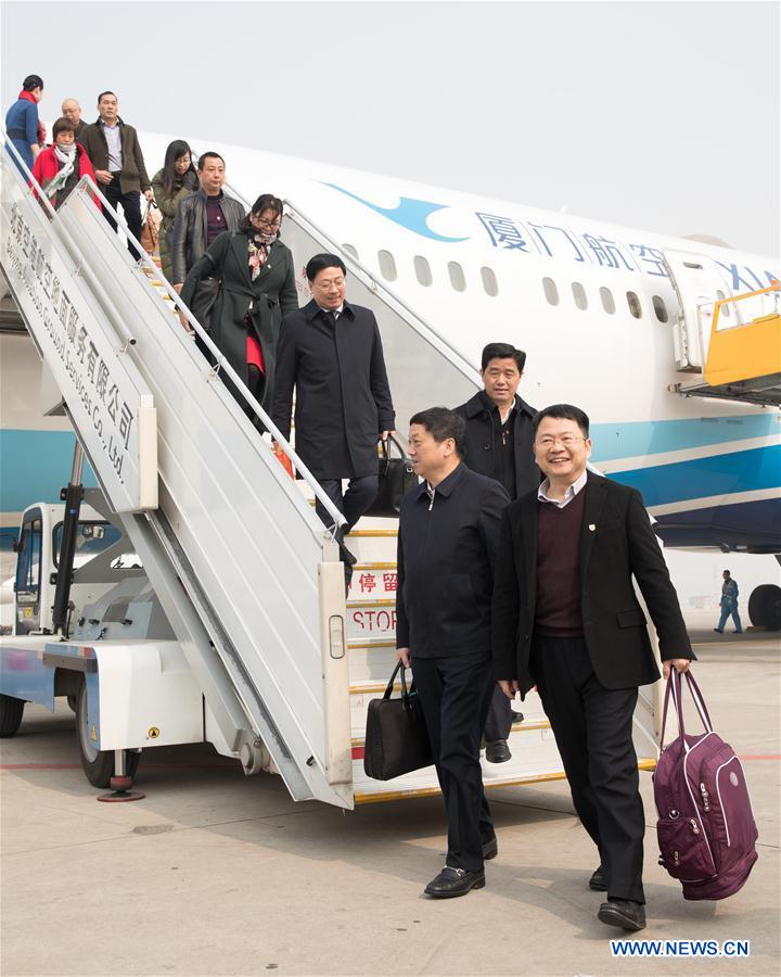 (TWO SESSIONS)CHINA-BEIJING-NPC-DEPUTIES-ARRIVAL (CN)