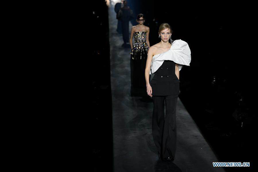 FRANCE-PARIS-FASHION WEEK-GIVENCHY