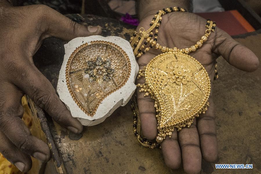 INDIA-KOLKATA-JEWELLERY MAKING INDUSTRY