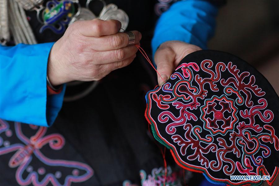 CHINA-GUIZHOU-JINPING-EMBROIDERY (CN)