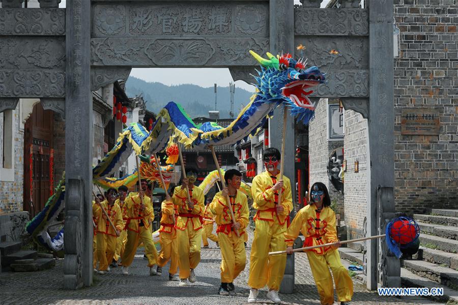 (SP)CHINA-GUIZHOU-JINPING-CULTURAL HERITAGE-DRAGON DANCE (CN)