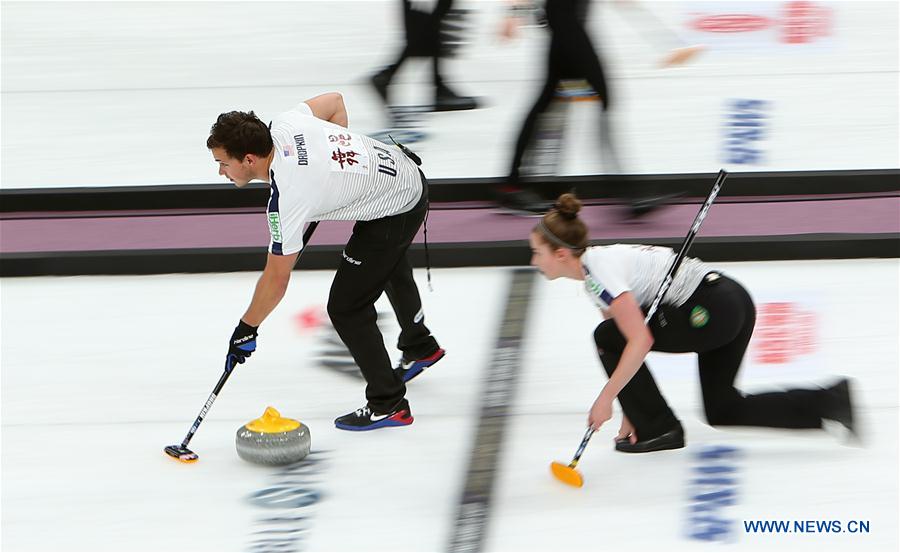 (SP)CHINA-BEIJING-CURLING-WCF WORLD CUP GRAND FINAL-DAY 4(CN)