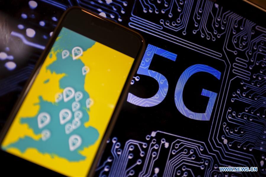 BRITAIN-LONDON-EE NETWORK OPERATOR-5G SERVICE