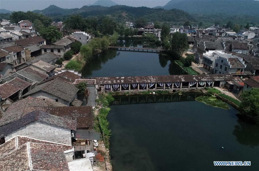 CHINA-JIANGXI-ANCIENT VILLAGE-SCENERY (CN)