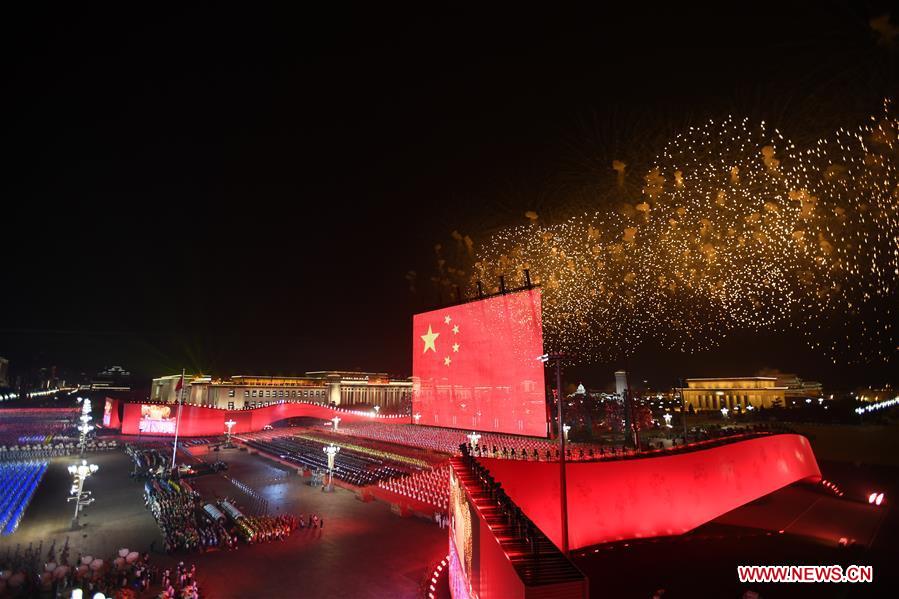 (PRC70Years)CHINA-BEIJING-NATIONAL DAY-CELEBRATIONS-EVENING GALA (CN)