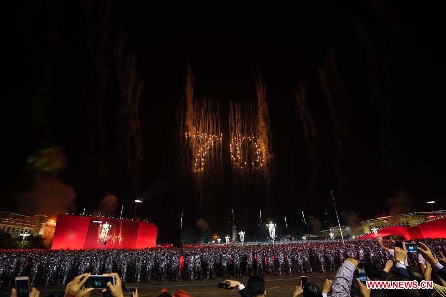 (PRC70Years)CHINA-BEIJING-NATIONAL DAY-CELEBRATIONS-EVENING GALA (CN)