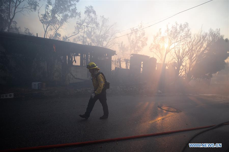 U.S.-LOS ANGELES-FIRE