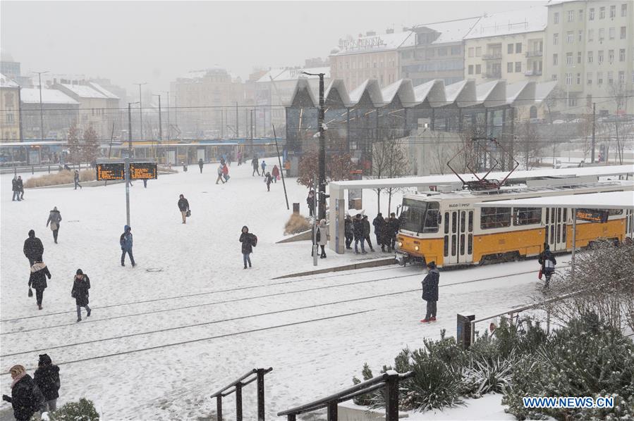 HUNGARY-BUDAPEST-SNOW