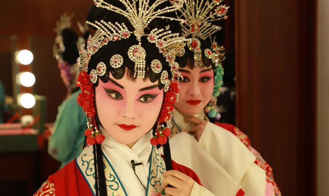 Classic Pingju shows staged in N China's Hebei