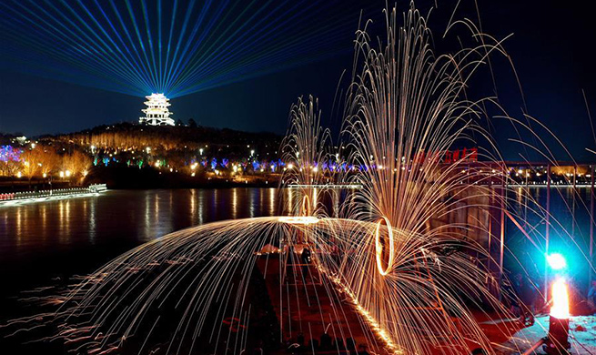 Lantern fair held in Tangshan, north China's Hebei