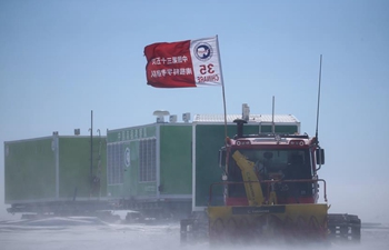 China's two inland expedition teams encounter blizzard in Antarctica