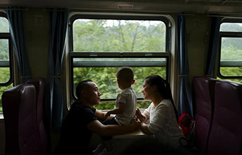 Low-speed green trains still in operation in SW China