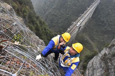 巡山掃石護春運