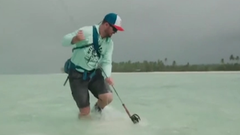 鯊魚偷襲 澳大利亞男子用魚竿反擊